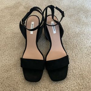 Stradivarius block heel